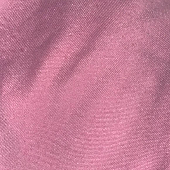 Crop top and skirt outfit - Picture 3 of 3